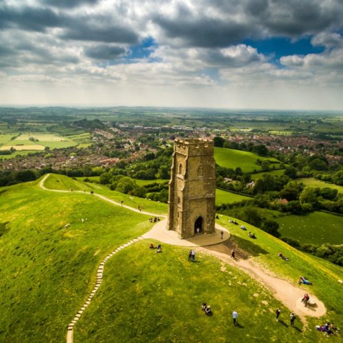 Glastonbury sulle traccce del Sacro Graal